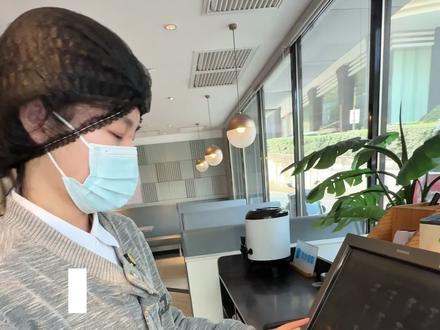 必胜客自助餐小龙虾回归了 #必胜客 #必胜客自助餐 #必胜客自助餐回本攻略 #比会吃更惠吃
#抖省省春遇好优惠