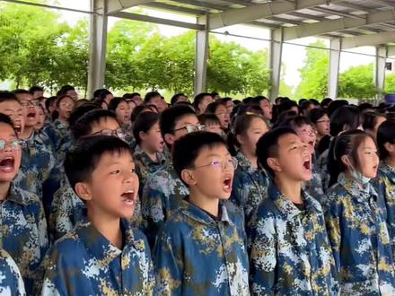 铿锵有力的有我在!#dou➕小助手 #加油少年未来可期 #监利 #校园生活