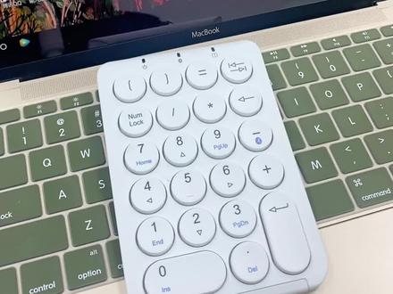 #键盘打字 #计算器 #键盘 蓝牙键盘如何连接电脑