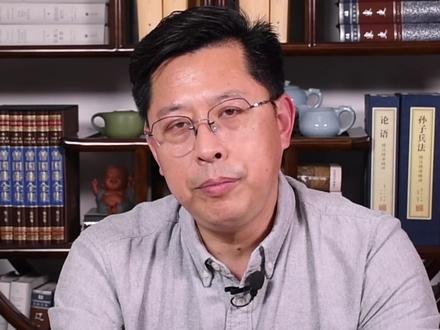 #国学经典 #孟子 孟子说过的这句“男女授受不亲”,大家都耳熟能详,其实这句话还有下半句更经典,并且代表了儒家的核心思想