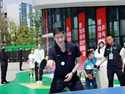 王励勤空降乒羽中心#国乒#体育精神#世界冠军#王励勤