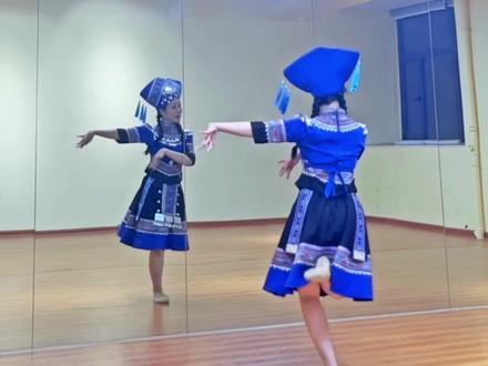 又是一年三月三,广西南宁申请出战!
#广西 #广西三月三 #壮族 #甜甜南宁中国舞教学