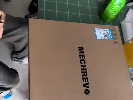 开箱一个机械革命极光pro#拆箱