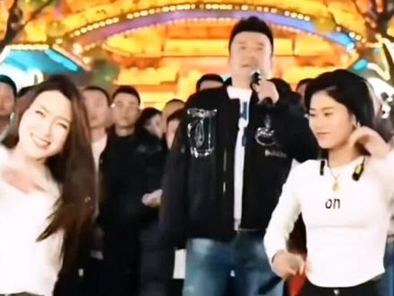 木森大舞台,师娘红豆郑艺,同台演绎#木森大舞台有才你就来