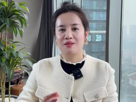 SpaceX VS 国内商业航天 本期从SpaceX即将上市的话题和国内股市火爆的商业航天概念做比较,带来纯原的视角,希望能对您有所帮助~#SpaceX #商业航天 #创作者扶持计划 #零距离看懂财经 #燃起来了大国重器