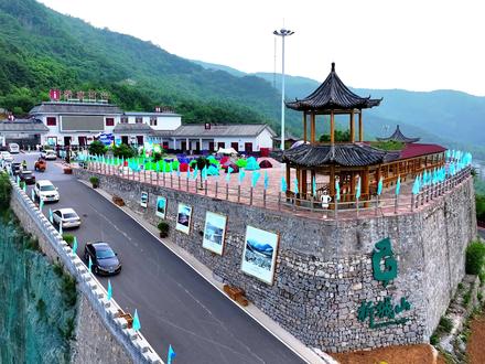 风有约花不误这个夏天一起来析城山 奔赴一场浪漫的星空之约吧#析城山胭粉花节 #夏天去析城山看星空 #暑假避暑去析城山 #析城山夏夜星空推荐官 #析城山 #圣王坪 @DOU+小助手 #感受大自然的气息和美景 #好好旅行节#端午 #端午去哪儿玩 @DOU+小助手