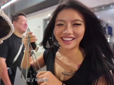 努力赚钱的意义#小水水iii #菠萝酱