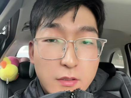这个夏天的第一部现偶已经来了,终于等到你,还好没放弃,关晓彤和李昀锐这CP太好嗑了#关晓彤校园风造型美出新高度 #耀眼开播 #关晓彤李昀锐互拍视角好甜 #关晓彤 #李昀锐
