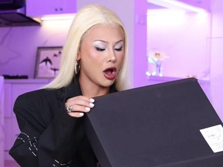 服装盲盒开箱!拆到什么穿什么!#服装开箱 #穿搭