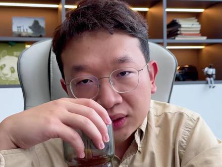 和特朗普一起来中国的,还有17位美国顶级CEO,为什么是他们?#商业思维#未来行业趋势#特朗普访华