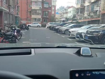 问界m7自动泊车#自动泊车 #问界m7 #新能源汽车 #aito问界m5 #