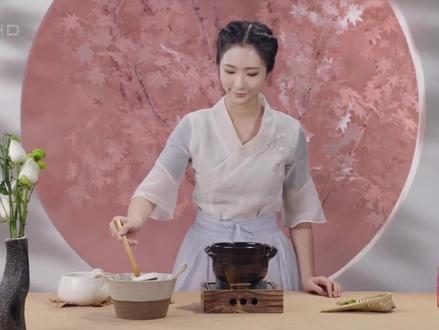 马齿苋菜粥,堪称天然的抗生素!想知道为什么吗,快来戳视频了解一下吧#养生