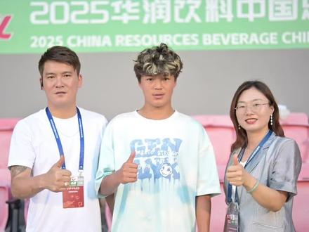 本土足坛未来之星刘凯源
更正:泉州洛江人