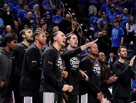 文班亚马会让NBA再次修改规则吗? #文班亚马 #NBA #篮球 #马刺 #抖音创作者大会