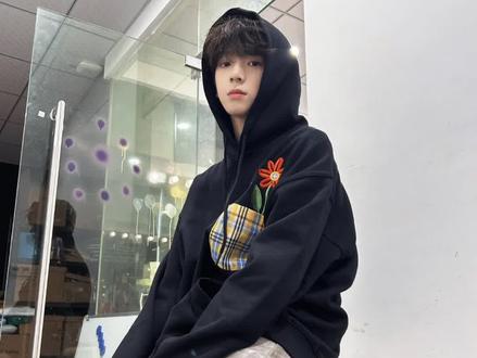 #tf四代练习生 #陈浚铭 让猪妞姐姐来锐评tf4代,要喷去喷她,别喷我