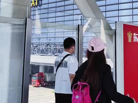 我们的爱在全城都找不到一个作家可以写出@时代少年团-宋亚轩 #演唱会