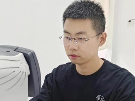 明月镜片认准这两个系列#明月镜片怎么样 #常州星河眼镜 #常州明月镜片 #常州配眼镜