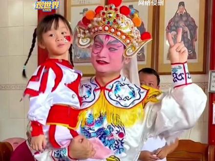 #英歌小女孩庄恩琪火力全开 因为这位灵气的英歌小女孩,很多人知道了英歌舞,知道中国非遗。#英歌舞#民俗文化 #庄恩琪 #CHEN观世界 @抖音小助手