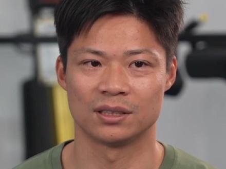 苏炳添此前采访表示,确实到了不得不退的阶段了,自己的能力已经用到了尽头。11月20日,#苏炳添迎来谢幕战 ,根据赛程苏炳添将率领广东队向男子4×100米接力奖牌发起冲击,在家门口上演“最后一舞”。#2025全运会