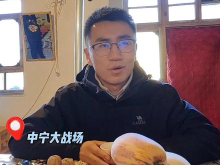 宁夏日报报业集团全媒体记者专访,牧飒首谈返乡创业,能够帮助农民增收致富,我很开心! #宁夏牧飒 #返乡创业 #宁夏中宁大战场