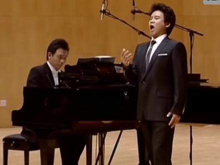 "黎明"意大利艺术歌曲!中国🇨🇳著名男高音歌唱家杨阳演唱片段!这个视频音响有点老唱片的感觉了!#上热门 #音乐生 #声乐 #美声 #男高音 @DOU+小助手 @DOU+上热门