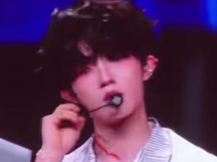 自始至终要求的就不是解散单飞,而是让公司还你c位 让你回到该站的位置上#苏新皓 #登陆少年