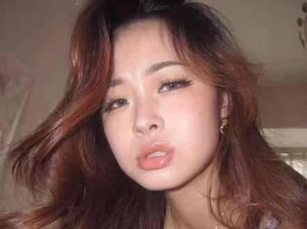 手把手教会你高清质感p图
#有效p图#p图教程 #p图 #亚裔妆容 #黄黑皮妆容