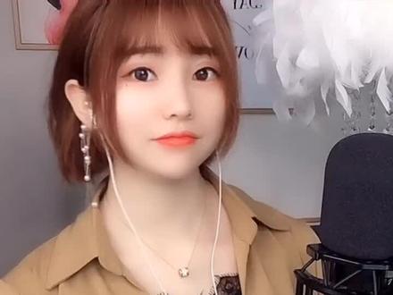 她来了她来了,她带着散装二人转就走来了#二人转 #热门 #无所不能的我