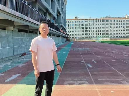 邵东2026年中考体育马上要开始了,今天给大家介绍一下邵东一中跑步的智能ai 考场以及如何拿到跑步满分的技巧,考试前一定要适当的兴奋起来哦,调整好心态,以必胜的信念去考试你就一定能考出理想的成绩。#邵东中考体育