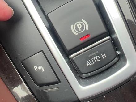 自己动手更换F18电子手刹按键#宝马#F18#维修