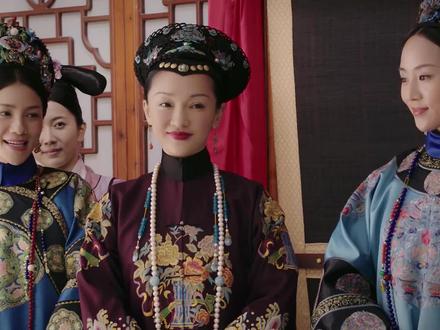 看看后宫嫔妃们的服化道,真可谓是行走的潮人