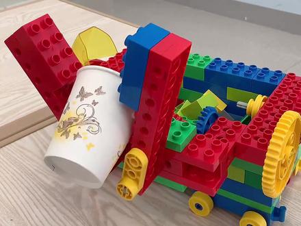 垃圾车(5周)
#乐高大颗粒
#乐高积木搭建
#乐高搭建