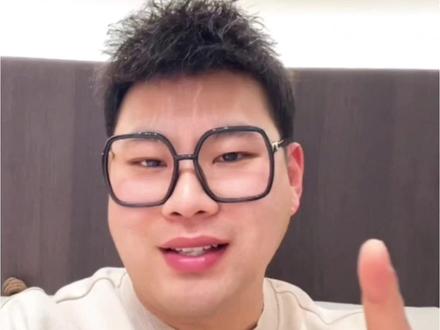 联想Moto X70 air Pro首发价格多少? 具体什么配置?怎么买最划算?一条视频告诉你答案!#联想MotoX70airPro #手机国补 #年货节 #联想手机 #购物分享