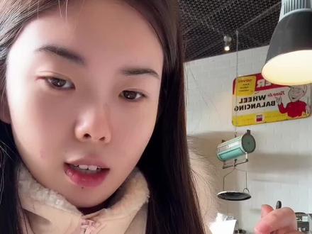 来今天是测评博主
#迪拜巧克力软曲奇