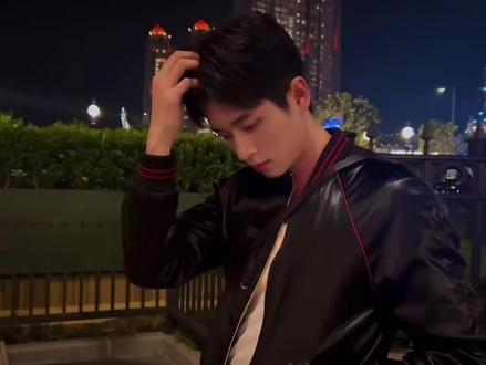 夜太深 ~心跳呢~ #丞磊#夜太深 #人夫感#女友视角