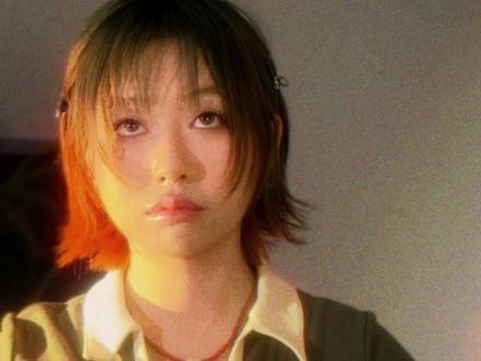 超百搭!转场动画学这2个就够了 本教程两个转场的名字是我瞎起的并没有这个名词,同时都是自己兴趣之余研究出来的方法(非专业)。
每次做教程都要花大量的时间,自己做很快,但是说清楚拍清楚却需要不断的打磨,希望好学宝宝们都能学会哦,体验涂涂画画的乐趣。(上期看到很多宝宝交作业了真的很开心,快来交作业!)
其实制作方式是多种多样的,复杂的动画我也会用ae做,但是对于只是想偶尔丰富一下视频的人来说,这个procreate系列教程依然是学习成本最低的方法。
其他拥有其他系统的平板也可以使用平替app(安卓画世界/华为天生会画)据使用过的宝宝分享用起来还是不错的。#逐帧动画教程 #vlog转场 #procreate动画 #ipad绘画#充能计划