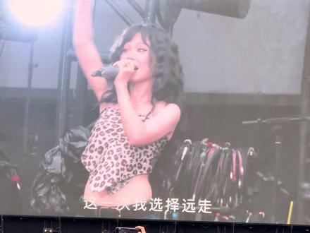 看过万妮达现场的都会爱上她的 #太原草莓音乐节#万妮达#音乐节#神级现场#算了