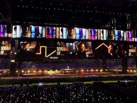 薛之谦广州安可前假“最后一首歌”《意外》给我路人燃哭了😭所有专辑封面我天哪
#薛之谦 #薛之谦万兽之王演唱会