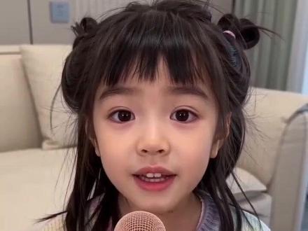 萌友亲戚问答局 @小满爱搞怪 和 @奶龙 演绎亲戚问答,最后奶龙被问崩溃了 #AI萌友亲戚问答局 #随变ai随便玩 #ai合拍也太好玩了吧