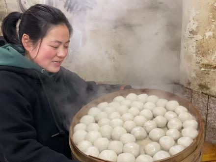 大别山安徽过大年传统习俗,蒸糯米圆子,年味十足 #过年