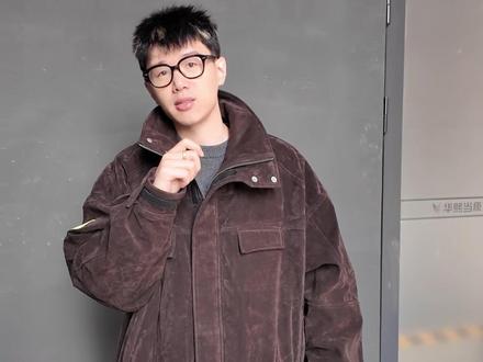 关于新老款警服我个人的一些看法#穿搭 #ootd穿搭 #秋冬穿搭 #今天穿什么 #棉服