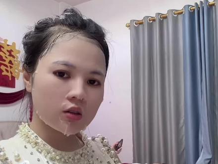 笑姐有困难颜颜和老弟也会尽力帮助姐姐,血缘亲情在关键的时刻比谁都靠谱