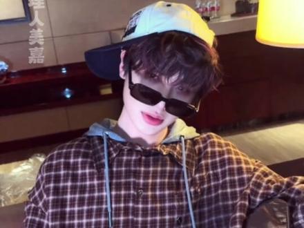 这下真是明昊想要明昊得到了#黄明昊 #王安宇 #黄子弘凡 #忙忙碌碌寻宝藏