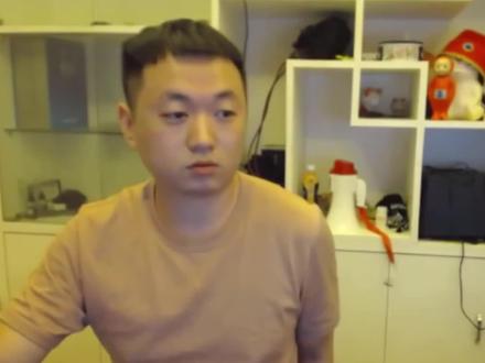 “趁时间没发觉让我带着你离开”#药水哥