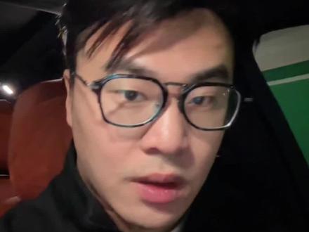 一定要远离小地方 #小刚学长 @小刚学长