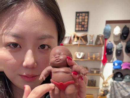 娜塔莎的裤子好性感哦#娜塔莎日常生活 #饰品店