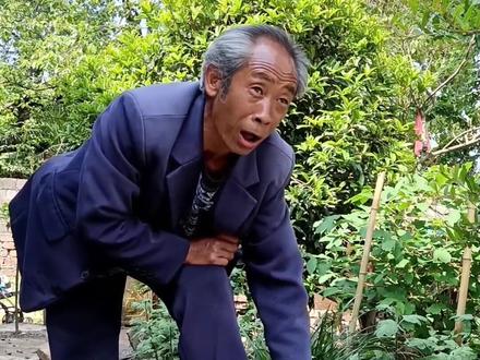 贵普话鼻祖~老罗签合同#你是老罗吗 #贵普话 #老罗 #专治不开心 #看一遍笑一遍
