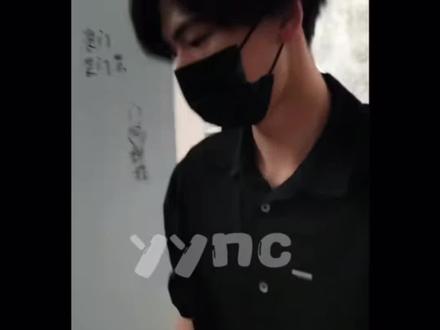 #张凌赫 一米九二身高的优势#宝藏男孩 #一米九