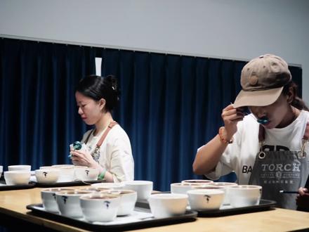 SCA初级咖啡师第三部分牛奶咖啡的制作标准流程
#咖啡师日记 #