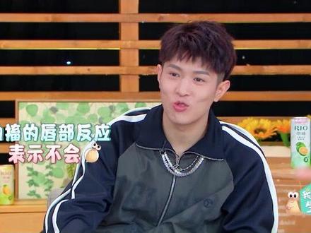 #我要这样生活 蜗牛家族成语接龙游戏🐉,我们何必彼此为难🤣